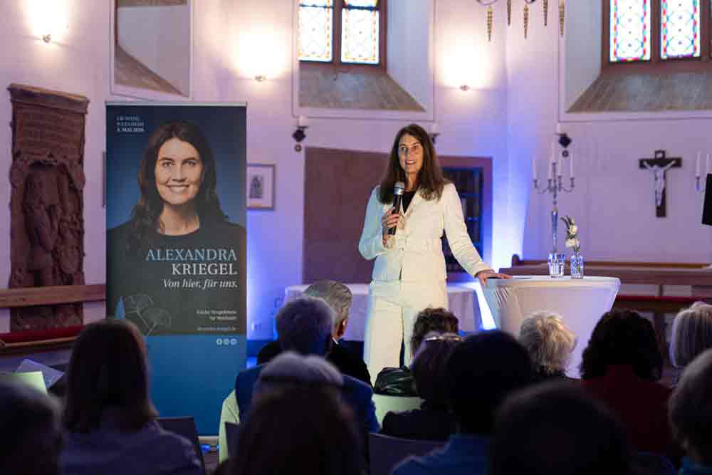 Alexandra Kriegel startet Wahlkampf zur OB-Wahl in Weinheim